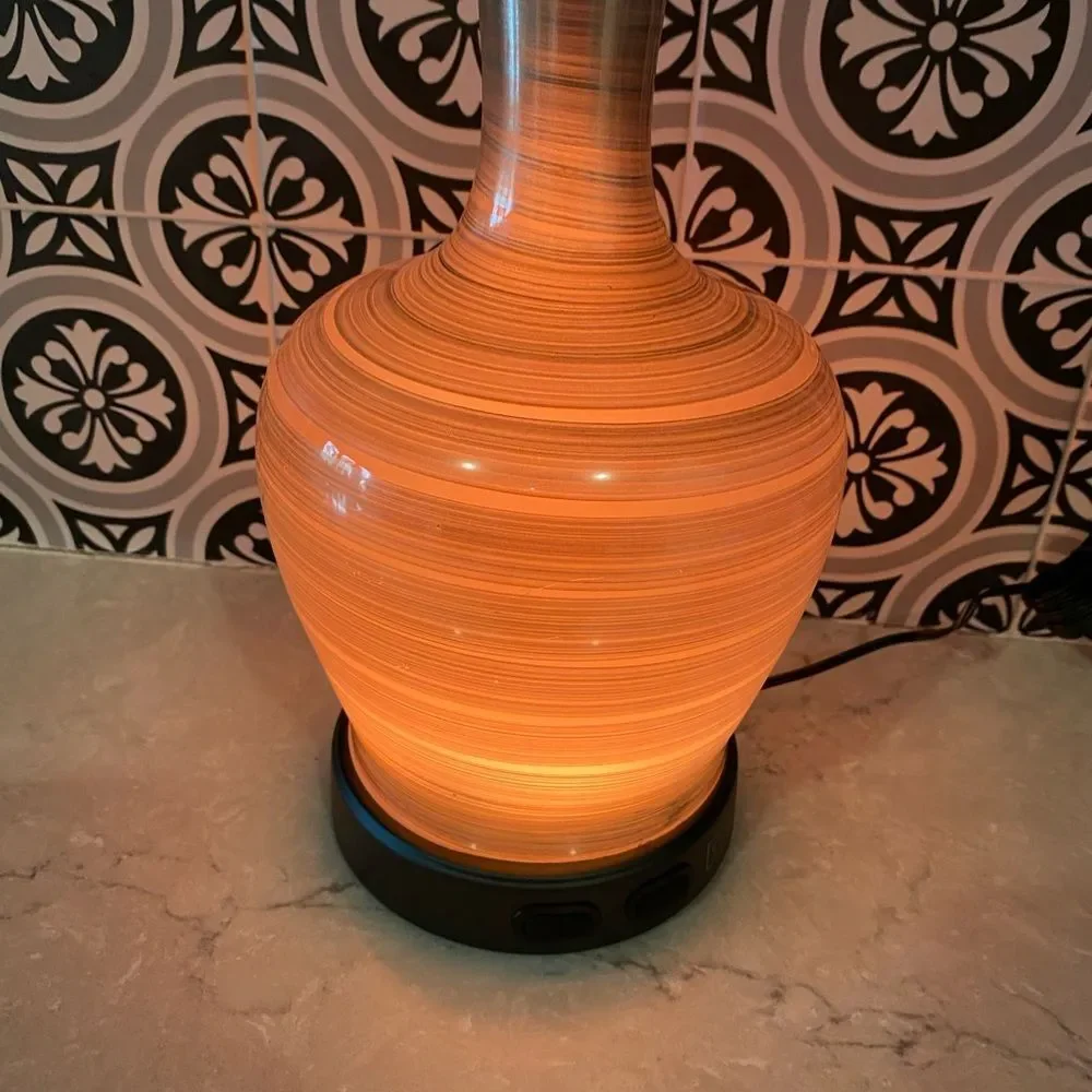 Scentsy Diffuser Base and 'Evolve' Shade Handblown Glass